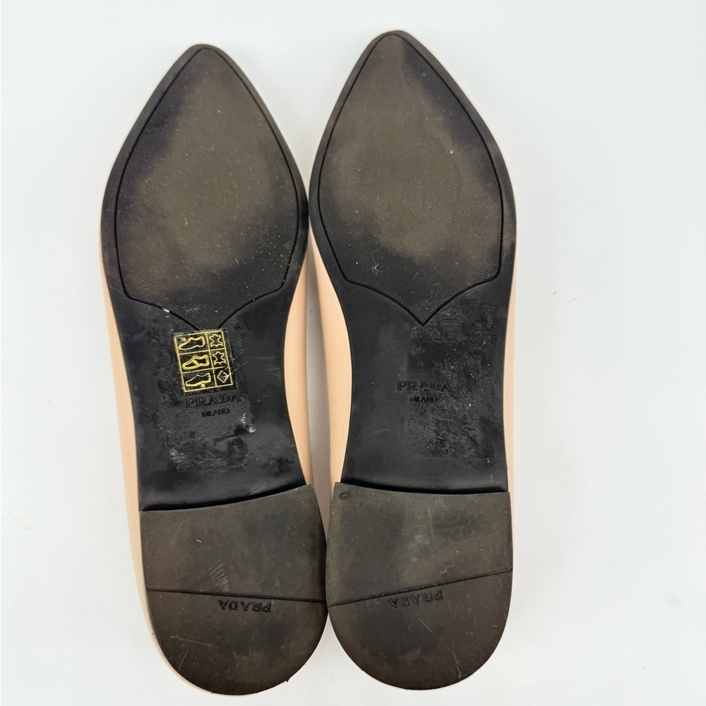 Prada Beige/ Nude Saffiano Leather Logo bowtie embellished Ballet flats EU 37.5 - Picture 6 of 8